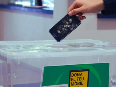 Dóna el teu mòbil a la ciència